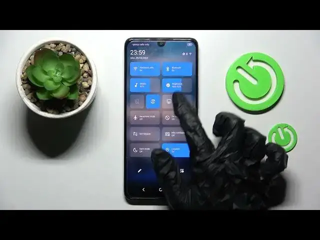 Video thumbnail for How to Turn On / Turn Off the Adaptive Brightness on the TCL 30 - Automatic Screen Brightness