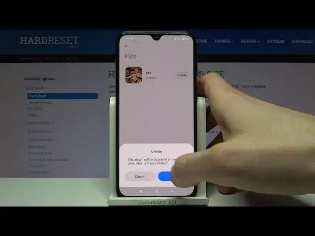 'Video thumbnail for How to Hide Albums in XIAOMI Mi 9 SE – Hide Folder in Gallery'
