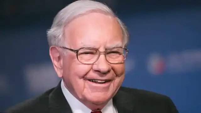 Video thumbnail for Warren Buffett Why Looking POOR is VERY Important