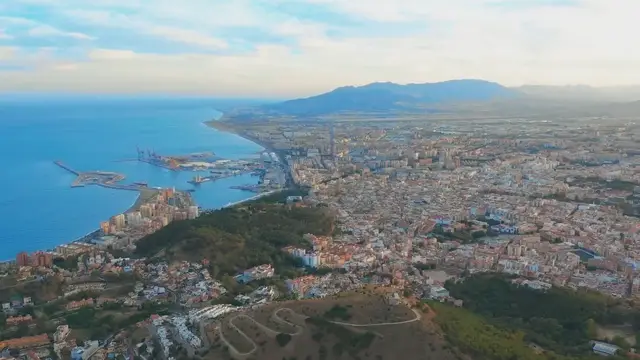 'Video thumbnail for Die 10 atemberaubendsten Urlaubsorte in Spanien'