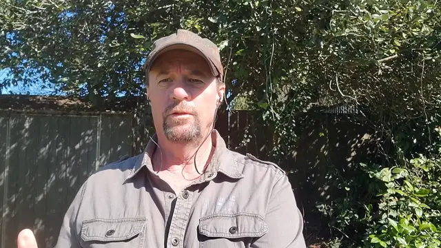 'Video thumbnail for Dealing with difficault lawn care customers'