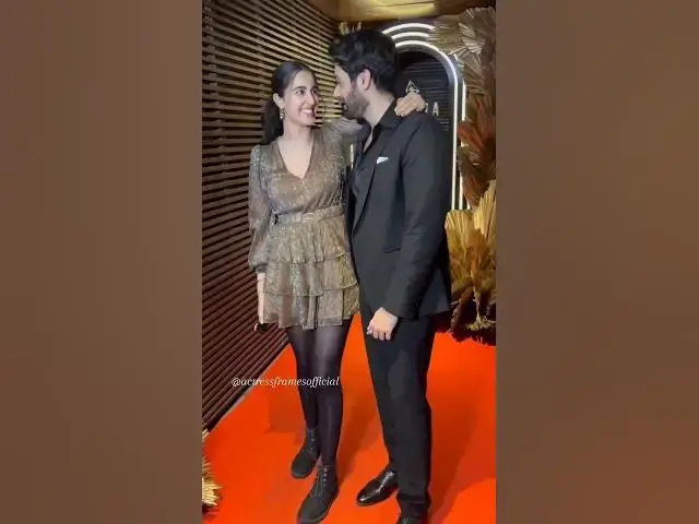 Video thumbnail for Simrat Kaur and Utkarsh Sharma Gadar 2 Success Party