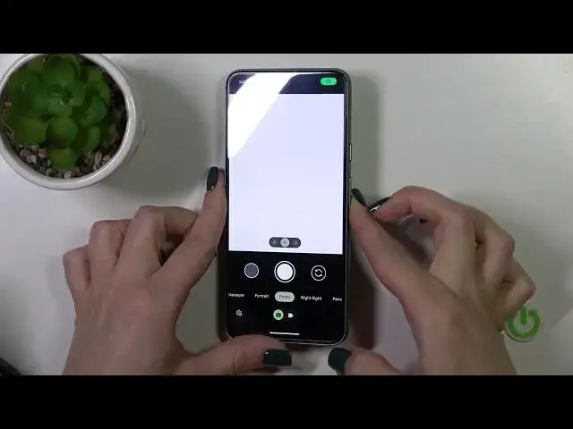 Video thumbnail for How to Activate Quick Launch in Google Pixel 8 - Double Tap Power Key or Volume Key