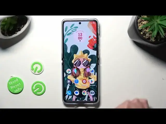 'Video thumbnail for How to Change Device Theme in MOTOROLA Razr 40 Ultra – Personalize Device Menu Style'
