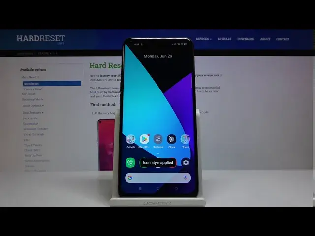 'Video thumbnail for How to Change Icon Style on REALME 6S – icons Personalization'