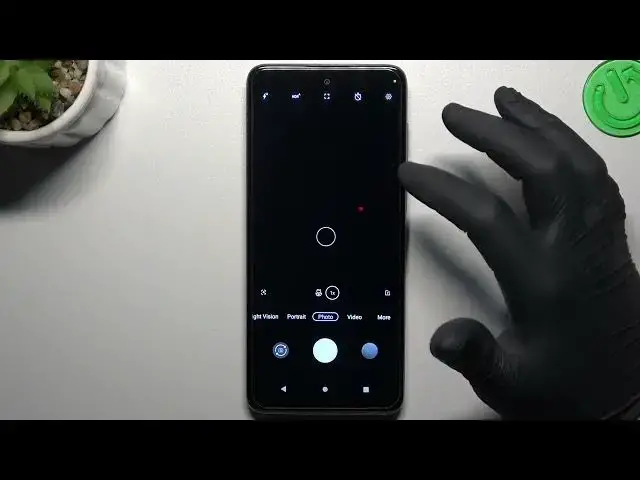 'Video thumbnail for How To Scan QR Codes With Motorola E32s'