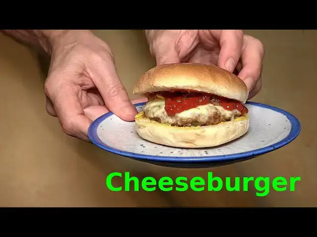 'Video thumbnail for Cheeseburger einfach & schnell zubereiten'