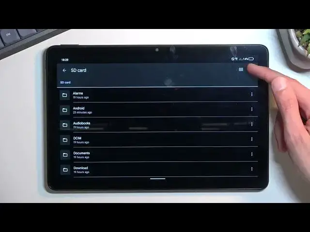 'Video thumbnail for How to Format SD Card on TCL Tab 10s'