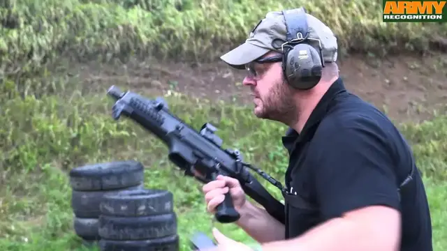 'Video thumbnail for CZ Scorpion EVO 3A1 9mm submachine gun live test firing review Czech Republic Army Recognition TV'