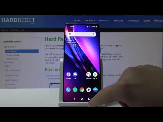 'Video thumbnail for OnePlus 8 – Use Split / Dual Screen Feature'
