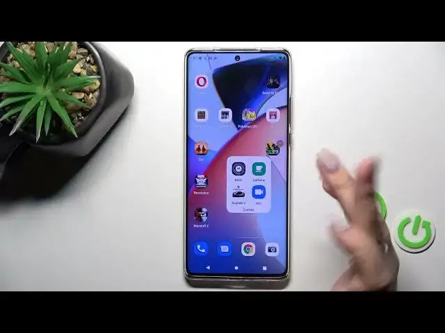 Video thumbnail for Motorola Edge 30 Ultra - How To Create Home Screen Folders