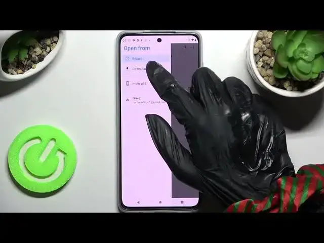 Video thumbnail for MOTOROLA MOTO G52 Set Up Alarm Clock