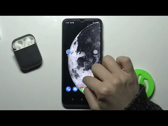 Video thumbnail for How to Turn On Flashlight REALME C11 (2021) – Use Top Menu