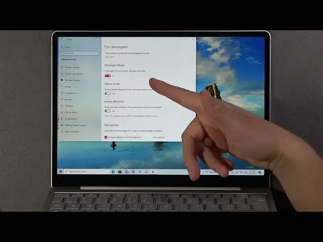 'Video thumbnail for How to Enable Developer Mode on MICROSOFT Surface Go - Turn On / Off Developer Options'