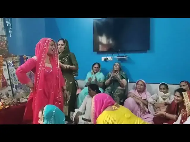 Video thumbnail for 1सावरिया रोक मतना मेरे  चालेन #happy_lokgeet #trending #vira#geet#bajan #krishna