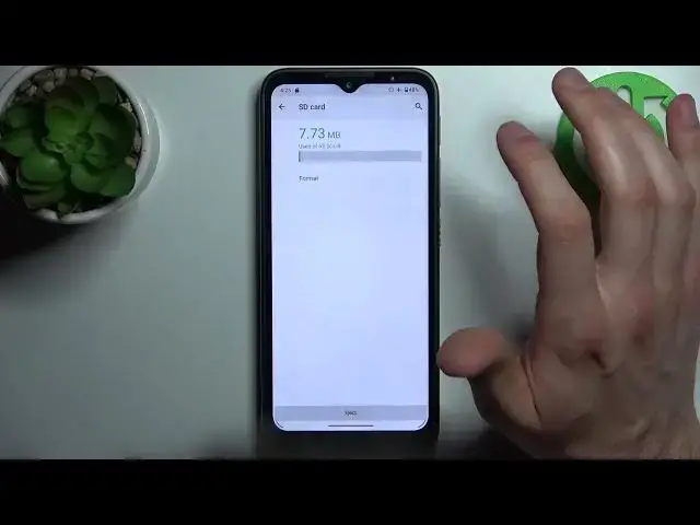 Video thumbnail for How to Format SD Card on MOTOROLA Defy - Erase SD Card Storage