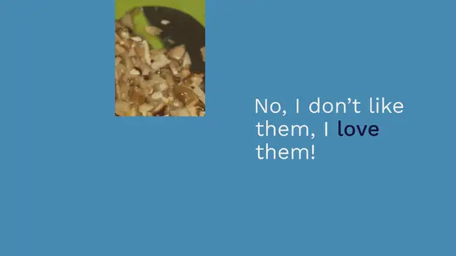 Video thumbnail for HAMBURGER WITH FOIE GRAS, PORCINI CREAM AND CARAMELIZED ONIONS