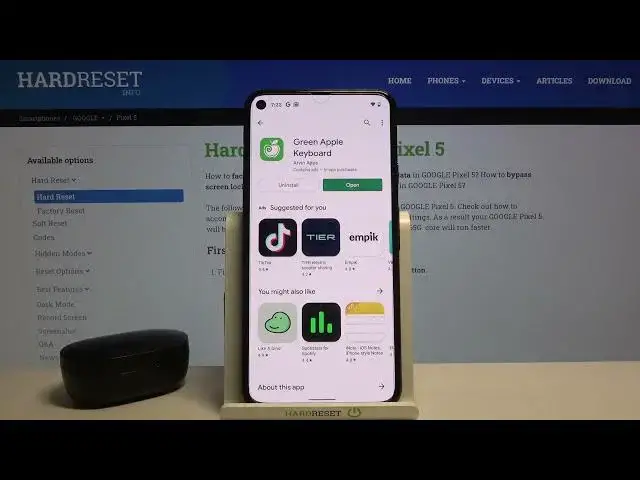 Video thumbnail for How to Install iPhone Keybaord on Google Pixel 5 – Green Apple Keyboard