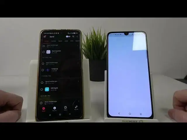 Video thumbnail for How to Transfer Files from Android Smartphone to TLC 30 Series – Send Anywhere App