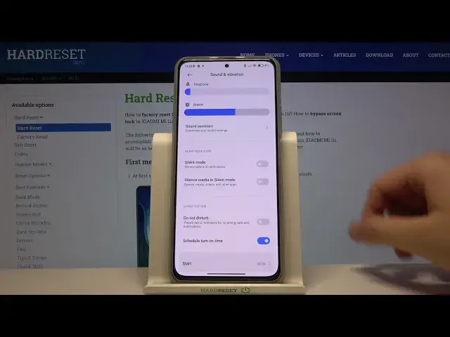 'Video thumbnail for How to Enable / Disable Silent Mode in XIAOMI MI 11i - Manage Sound Settings'