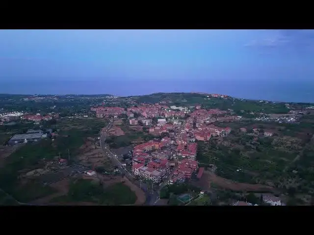 Video thumbnail for Mini 5 Pro Night Footage - Low Light