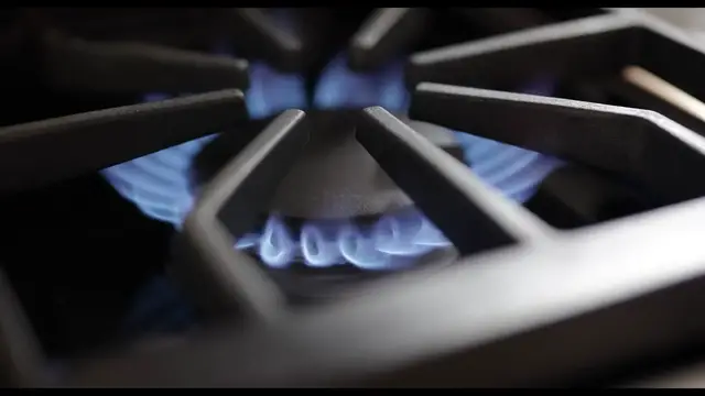 Video thumbnail for Middle Eastern Inspired QUINOA RECIPE ¦ Healthy Vegetarian & Vegan Meals (2160p 60fps AV1 128kbit AAC)