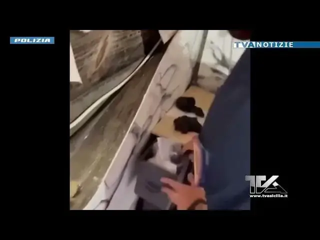 Video thumbnail for Catania: arrestato spacciatore sottoposto alla detenzione domiciliare. In casa aveva un mix di drogh