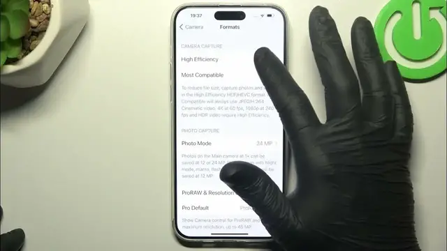 Video thumbnail for How to Craft Stunning Visuals: Changing Photo Quality on Apple iPhone 15 Pro Max