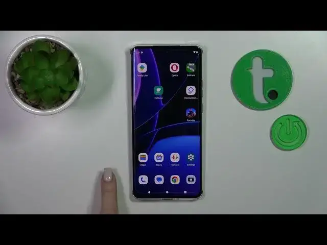 'Video thumbnail for How to Adjust the Ringtone Sound Volume on MOTOROLA Edge 40'