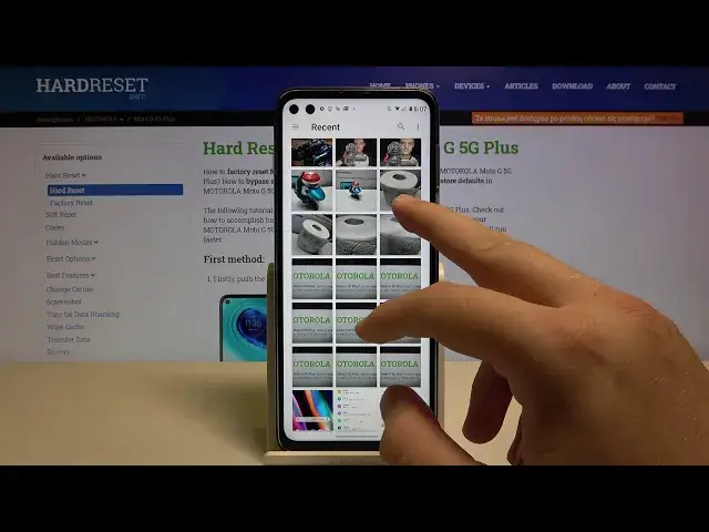 'Video thumbnail for How to Custom Keyboard Picture Theme in Motorola Moto G 5G Plus – Personalize Keyboard'