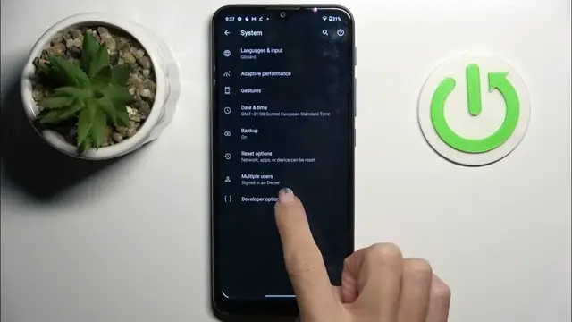 Video thumbnail for How to Activate Automatic System Updates on MOTOROLA Moto G9 Play