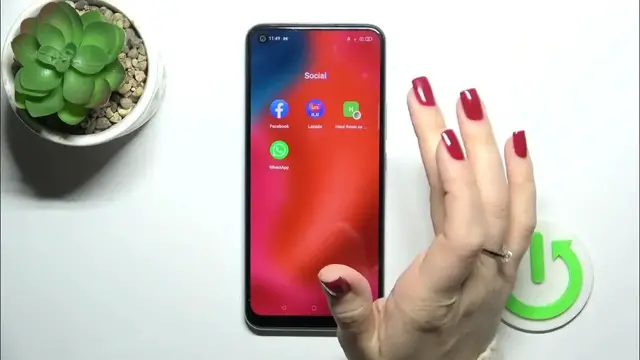 Video thumbnail for How to Create Home Screen Folders on REALME C17 – Organize Apps in Folders