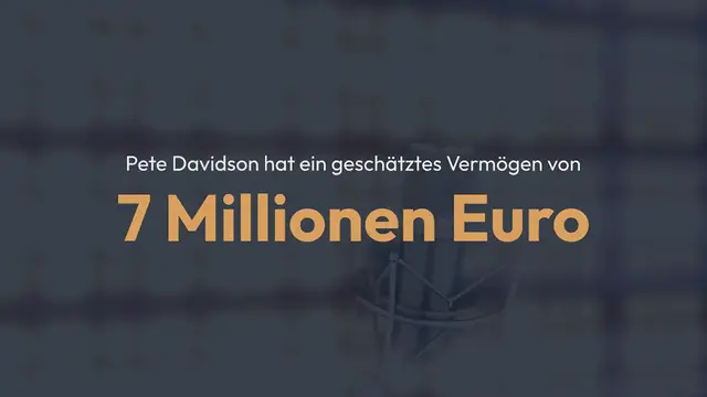 Video thumbnail for Pete Davidson Vermögen 2022: So reich ist Kim Kardashians Freund!