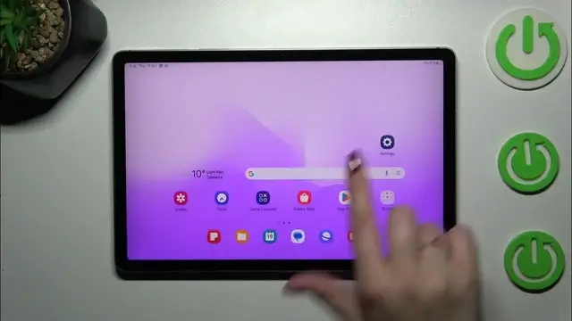 Video thumbnail for How to Show Battery Percentage in SAMSUNG Galaxy Tab S9 FE?