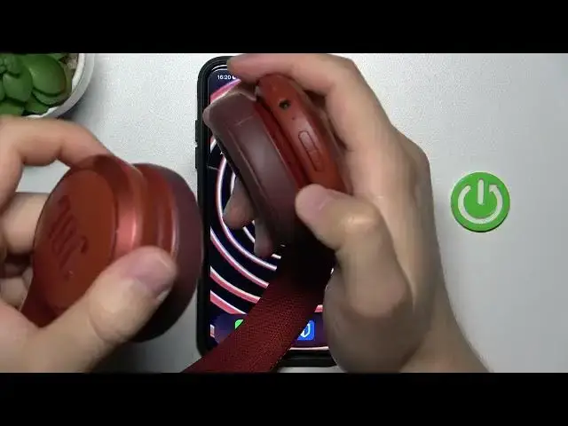 Video thumbnail for How to Pair JBL Live 400 BT with any iPhone?