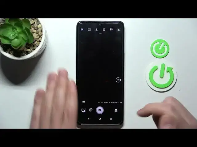 Video thumbnail for How to Activate the Power Button Camera Quick Launch Function on the TCL 30