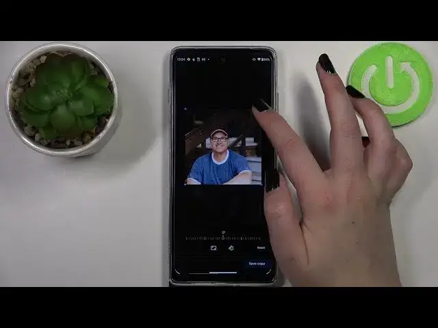 'Video thumbnail for How to Add Photo to Contact on MOTOROLA Moto G200'