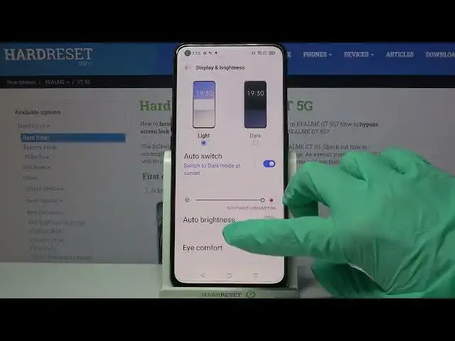 'Video thumbnail for How to Change Screen Refresh Rate in Realme GT 5G - Enter Motion Smoothens Settings'