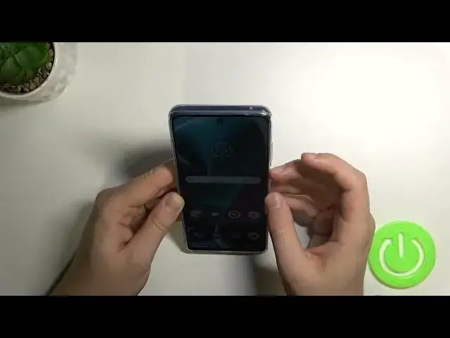 'Video thumbnail for Motorola Moto G200 - Face Unlock Speed Test'