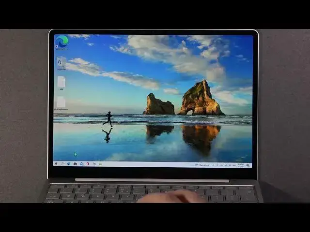 'Video thumbnail for How to Enable/Disable Search Bar on MICROSOFT Surface Laptop GO – Manage Taskbar'