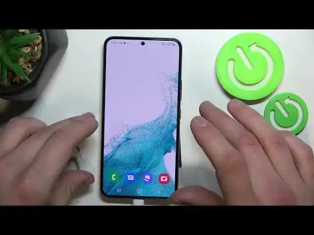 'Video thumbnail for How to Connect Wired Headphones to Samsung Galaxy S22?'