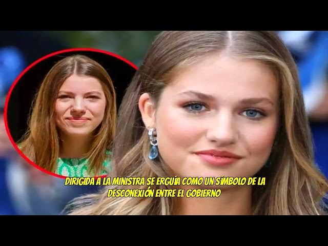 Video thumbnail for En un día cargado de historia y tradición el puerto de Cádiz se conv