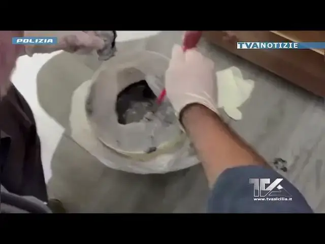 Video thumbnail for Catania. 10 arresti per spaccio di droga da parte della Polizia di Stato. L’inchiesta collegata al c