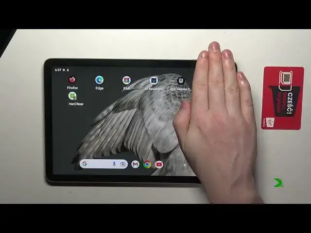Video thumbnail for GOOGLE Pixel Tablet and Average Male Hand - Size Comparison