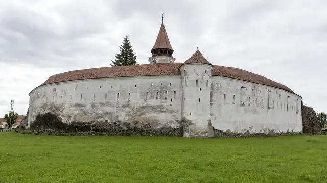 'Video thumbnail for Tartlau | Trutzburg in Prejmer'