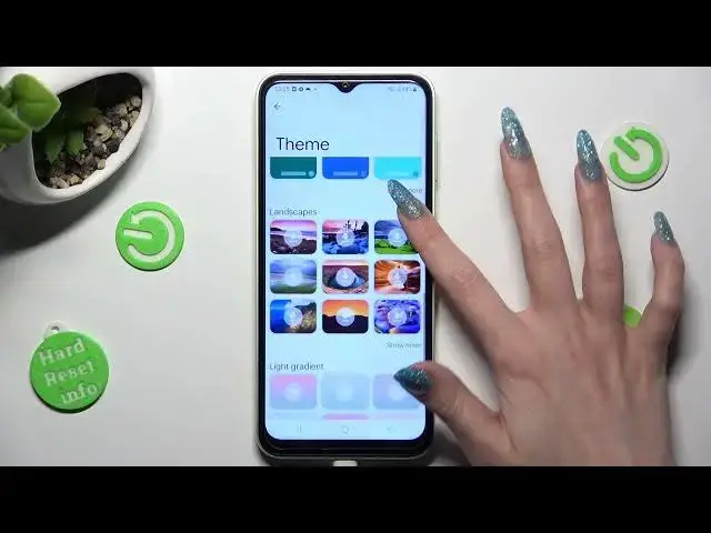 'Video thumbnail for How to Change and Customize Keyboard Theme in Samsung Galaxy M14? Rearrange Default Keyboard!'