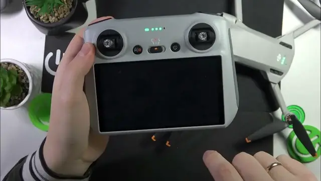 Video thumbnail for How to Enable the FPV Mode for the Camera Gimbal in 00000409