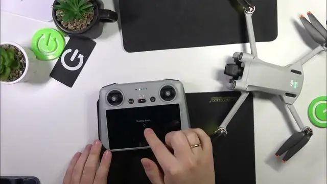 Video thumbnail for How to Turn Off DJI Mini 3 Pro Controller