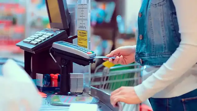 Video thumbnail for 6 Things POOR People Waste Money On  Frugal Living, Financial Independence.
