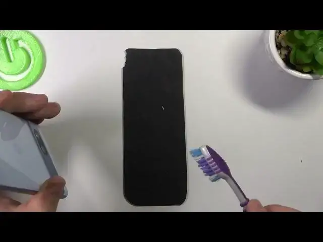 Video thumbnail for How to Clean Pixel 7A USB Port Using Household Items?
